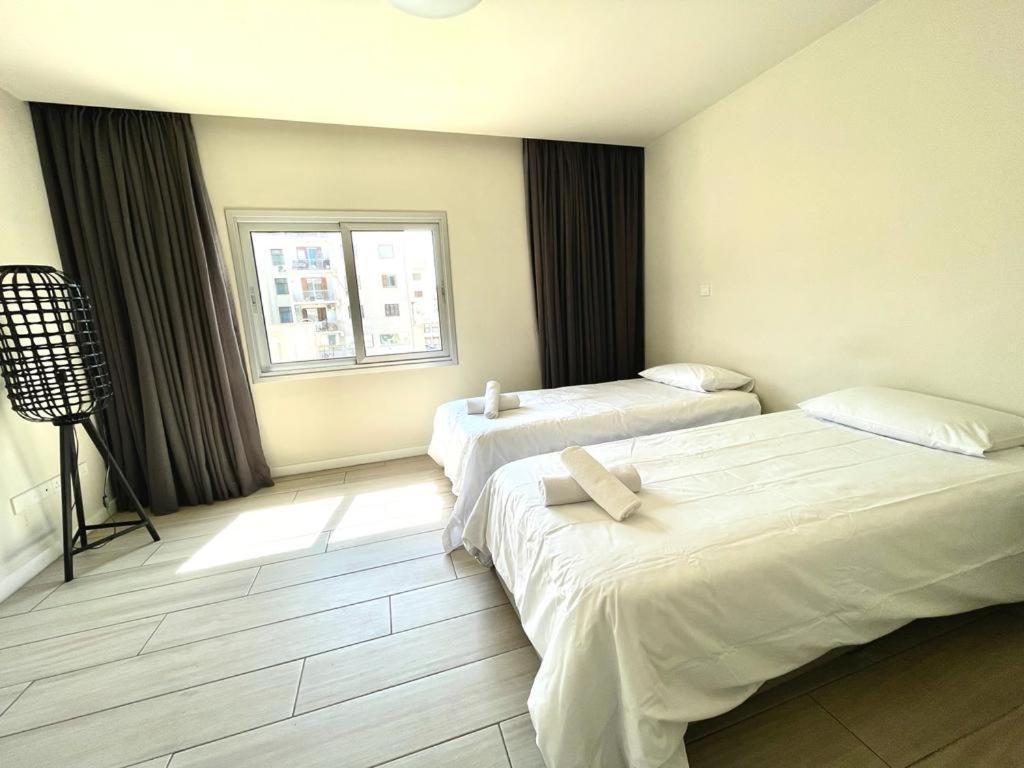 Central Business Suites Nicosia - Araouzou By Platform 357 Bagian luar foto
